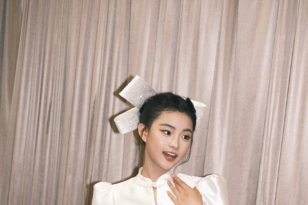 新生代小演员赵铭洋亮相谭晶“歌如少年”上海演唱会  