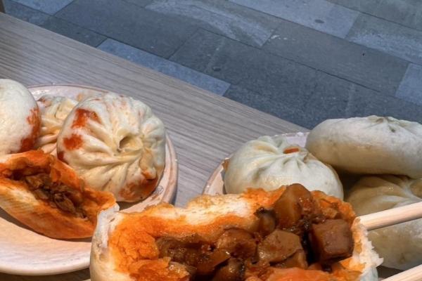 东北味道征服岭南胃！“笼宝禾二两包子铺”广东顺德直营店盛大开业 