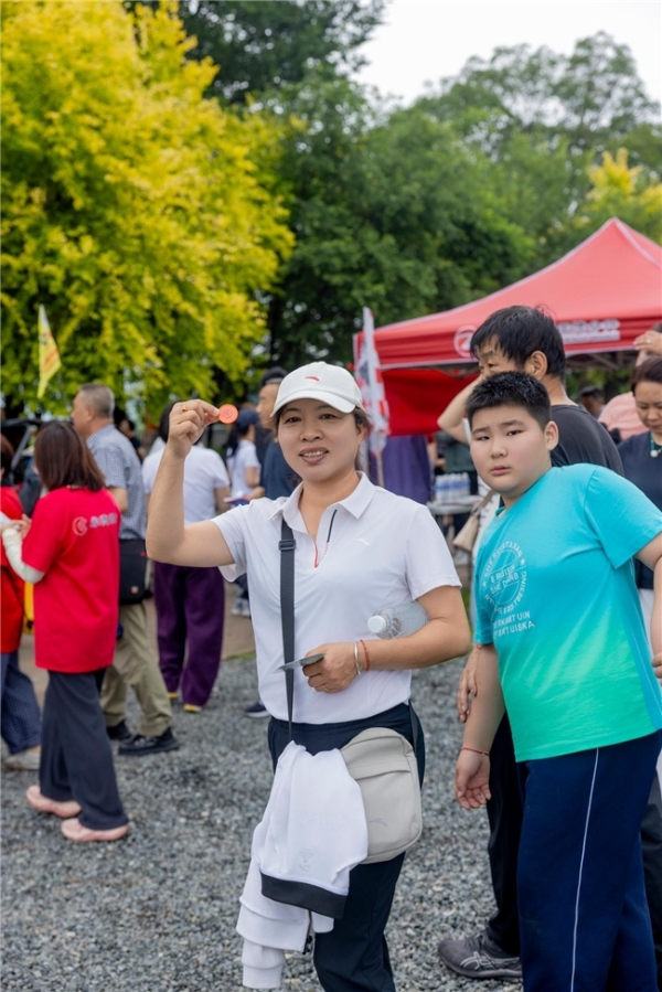 致敬题词74周年！承德市端午登山寻宝 集福活动绽放全民健身活力