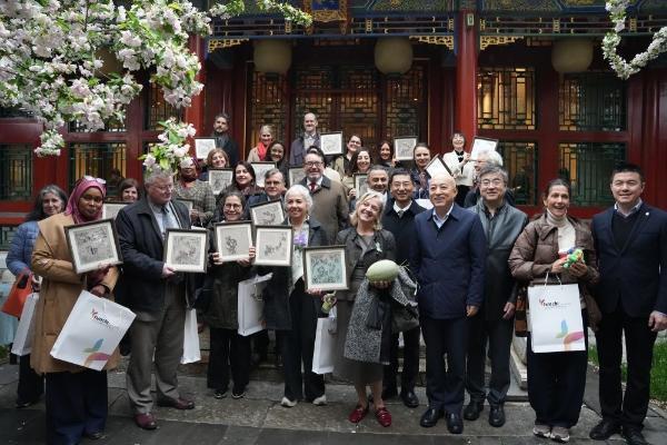 “有一种甜蜜叫哈密”2026超大城市传播行动圆满收官 