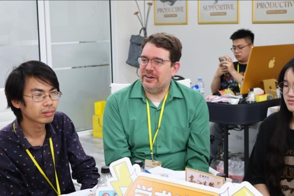 英国名校提高语言门槛，多学米60天督学营助学子圆梦 