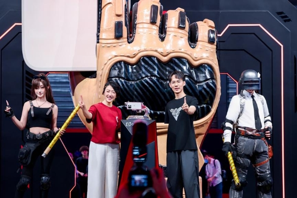 玩射击游戏用一加手机，一加打造 ChinaJoy 最强射击游戏氛围展区 