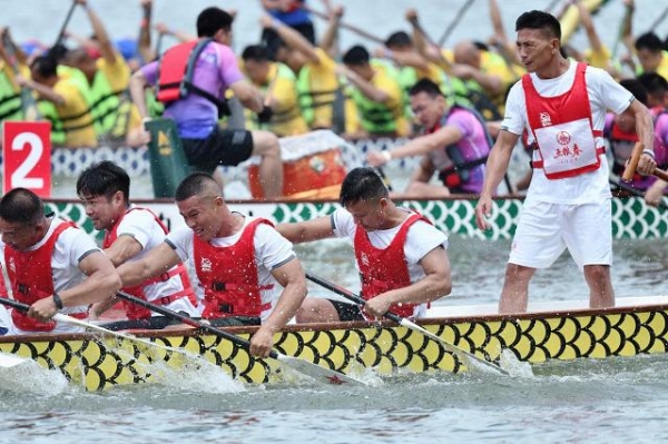 龙舟逐浪●浓香传韵｜五粮春&尖庄携手鸦岗龙舟队 