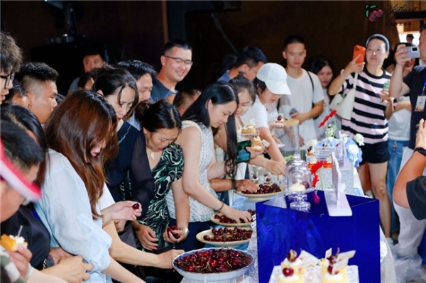 樱鲜当红邂逅创意蓉城 美国西北樱桃落地太古里方所开启新季品鉴 