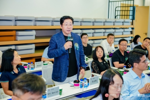 WAIC热潮直通静安！硅谷投资传奇+诺奖贡献者+全球化领军者让这场“顶峰相遇”含金量拉满 