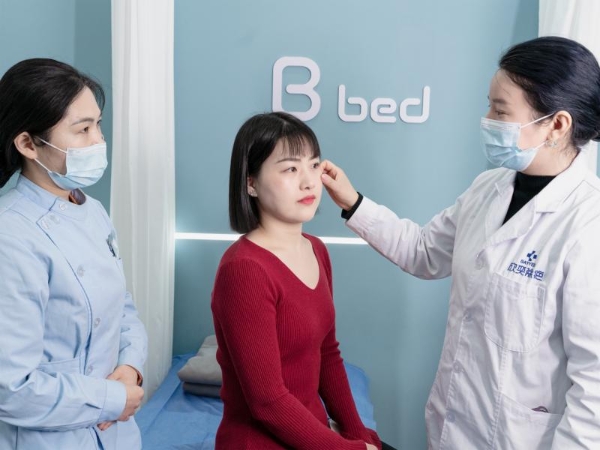 疤痕能彻底消除吗？欣奕除疤治养结合分级修护，讲清真实改善边界 