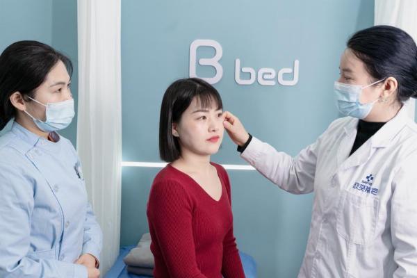 疤痕能彻底消除吗？欣奕除疤治养结合分级修护，讲清真实改善边界 