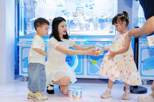 10台娃娃机引爆 CBME 展区，诺特兰德把儿童营养玩出新体验 