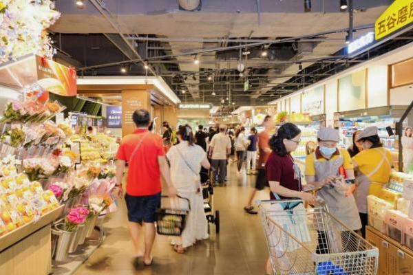 供应链深耕与场景创新双轮驱动，华润万家718周年庆激活夏日品质消费 