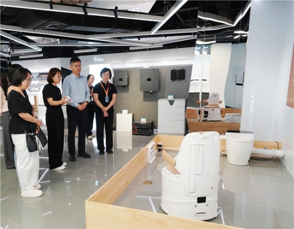 中国残疾人辅助器具中心领导一行莅临拓邦股份，调研科技助残创新成果 