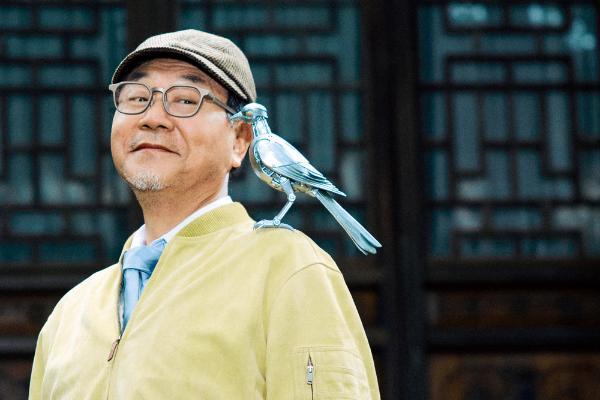 雷鸟李宏伟荣膺“2026 年度 AI 人物”：AI 眼镜创造的社会价值将是智能手机的十倍 