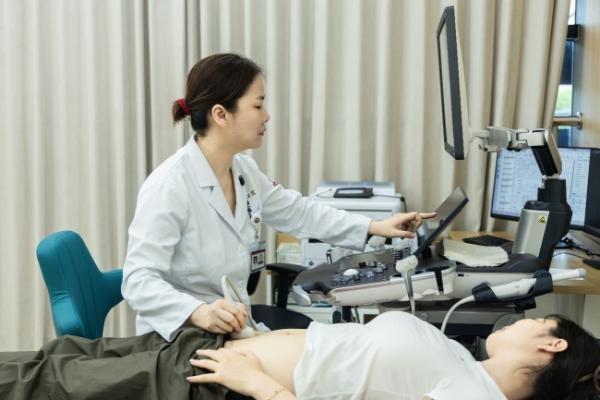迈瑞超声在浙大妇院：当产前超声变得更加从容，改变的不仅是时间 