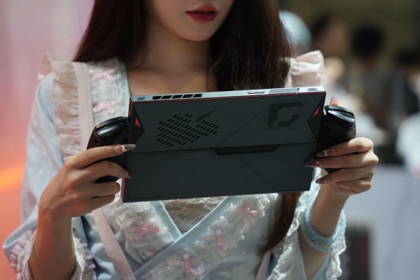 BW2026 正式启幕，壹号本ONEXPLAYER 全矩阵便携游戏设备集中亮相