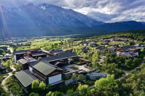 雪山之上，设计共生，丽江金茂璞修雪山酒店携手 Design Hotels™ 共启丽江高端静奢酒店发展新篇 
