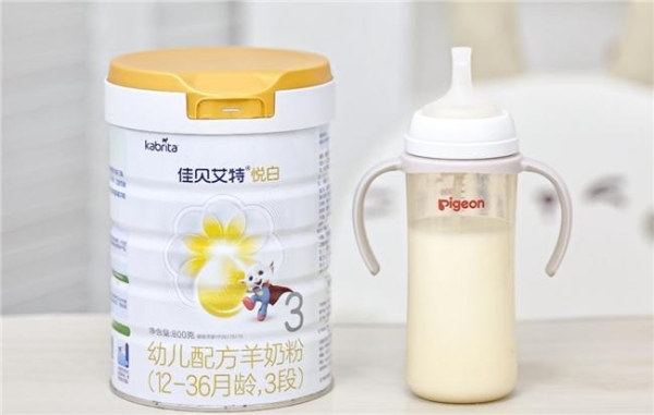 宝宝奶粉怎么选？奶粉品牌排行榜前十名全解析 