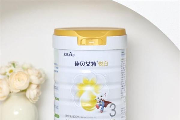 宝宝奶粉怎么选？奶粉品牌排行榜前十名全解析 