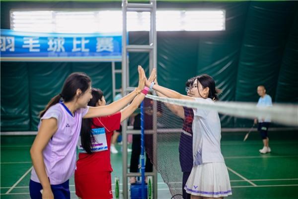 玲珑有约，羽你共赢——海淀区八里庄街道2026“玲珑杯”羽毛球赛盛大开幕 