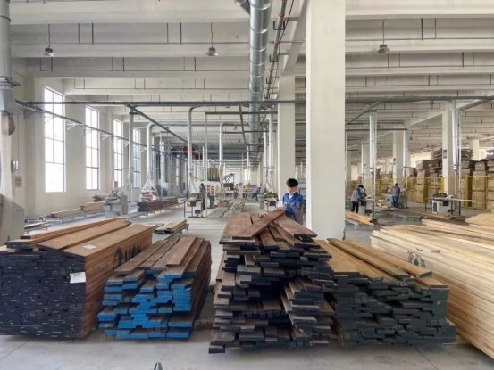 原木定制行业品质溯源：自建工厂成高品质服务核心标配 