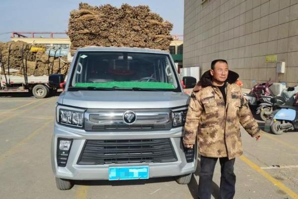 两吨药材一趟装 长途运输不慌张——沙师傅药材运输路上的“省心搭档” 