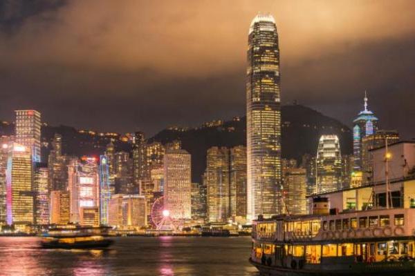 2026内地职场人拿香港身份优选专才，寰行盛世文书优化更高效 