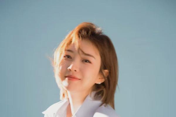 从直播间到正式发声，眞眞敬新曲《不要离开我》于27日韩中同步上线 