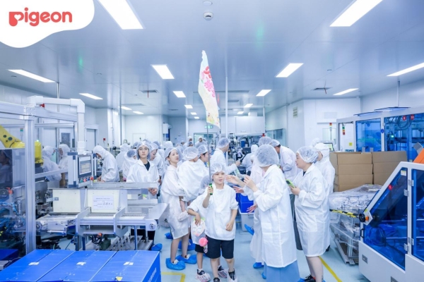 贝亲和你「桃」气一夏！6组家庭共赴夏日成长之约 