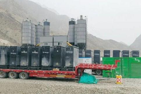 不用建站，1天投运！移动送电车让工地随时随地用上绿电 