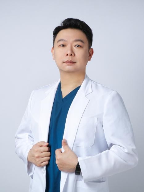 瑞派宠物口腔科：拨开齿间迷雾，重拾毛孩咀嚼之乐 