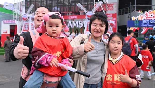 东北超常规赛收官：球场上有热血，街巷里见真章！ 