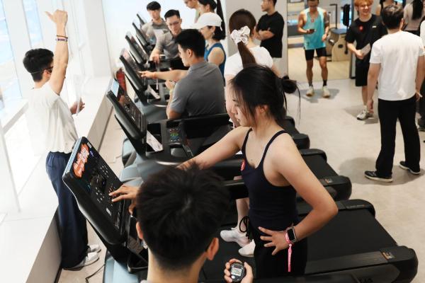 请10万人免费健身！舒华体育以“科学运动”点燃8.8全民健身日 