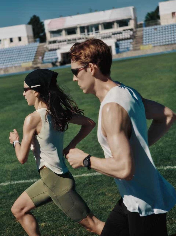 重构破速想象，Salomon萨洛蒙FALCON FLY高端竞训跑服第四弹夏季系列正式发布