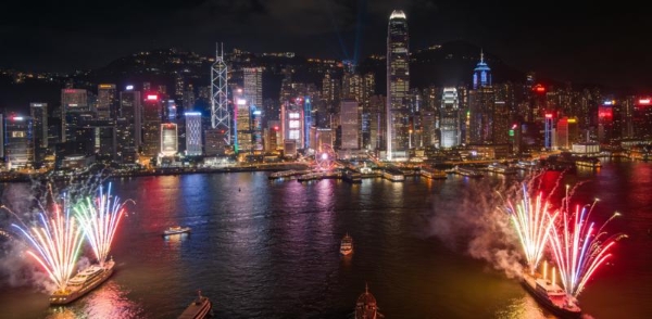 2026香港优才续签看薪资还是居住？寰行盛世解读评审偏好 