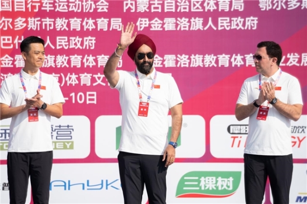 2026年中国公路自行车联赛总决赛（鄂尔多斯）在内蒙古鄂尔多斯圆满落幕 