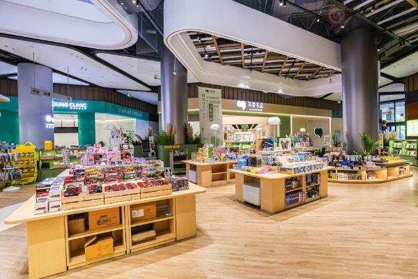 “开明阅读走基层”走进句象书店 作家邱华栋与社区读者共话阅读 