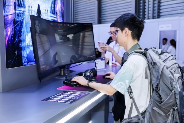 2026ChinaJoy |HKC惠科打造燃竞次元空间站 全矩阵显示黑科技重磅亮相 