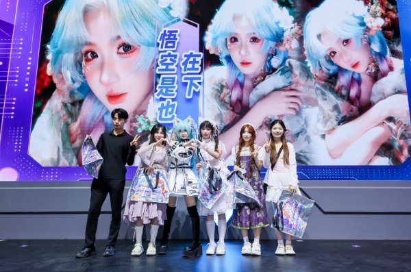 2026ChinaJoy |HKC惠科打造燃竞次元空间站 全矩阵显示黑科技重磅亮相 