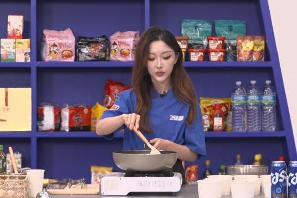 《青红厨师》第二季“K-FOOD文化对决”定档8月17日，跨界达人解锁韩国美食创意新吃法 