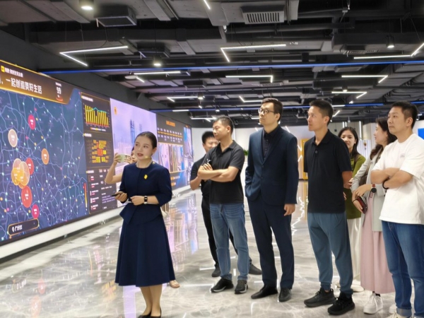 走进头部平台，寰行盛世以研学交流赋能跨境服务发展 