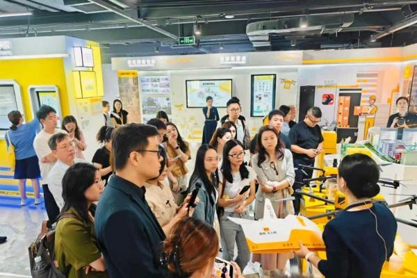 走进头部平台，寰行盛世以研学交流赋能跨境服务发展 