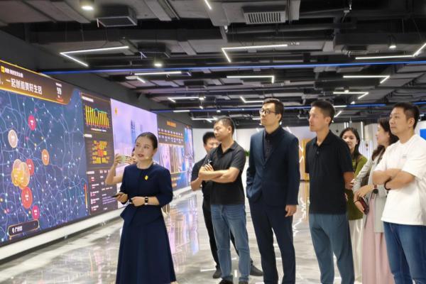 走进头部平台，寰行盛世以研学交流赋能跨境服务发展 