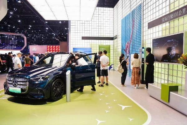 逸安启亮相成都车展：超充网络与股东购车权益双重落地 