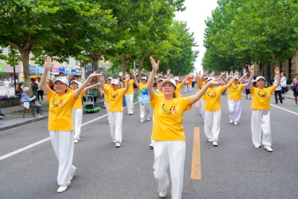 400万人涌向那香海，留住他们的是怎样的“那式生活”？丨那香海生活图鉴 