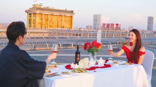 长沙七夕浪漫指南！万家丽以文化为媒，解锁沉浸式约会新体验 