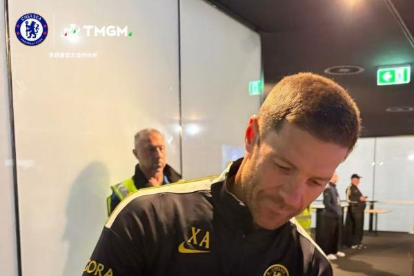 TMGM全程护航切尔西2026亚太季前赛，四球星空降TMGM悉尼总部！ 