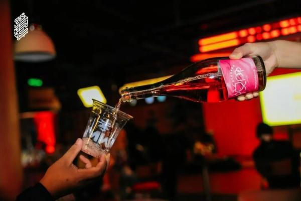 葡萄酒选购注意什么：从西宁到银幕，长城诠释品质与文化双维度 