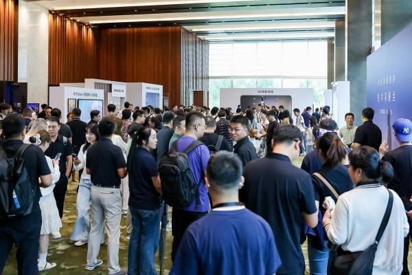 华为鸿蒙智家技术沟通会：鸿蒙智选多赛道新品齐发，以“智能、品质、全场景”定义高阶家电品牌新标准 