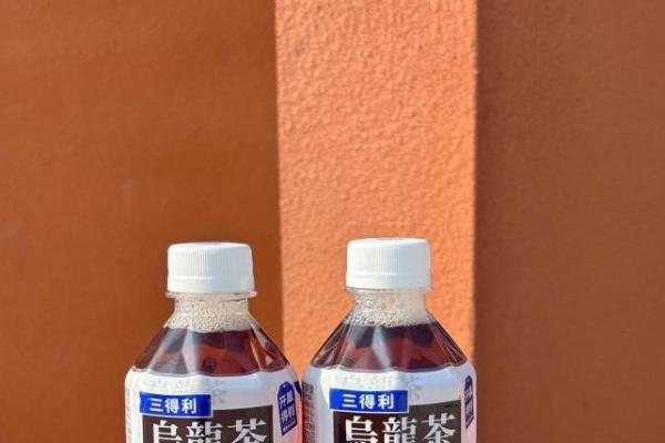 不跟风短期风口，三得利乌龙茶和风味创新的关系 