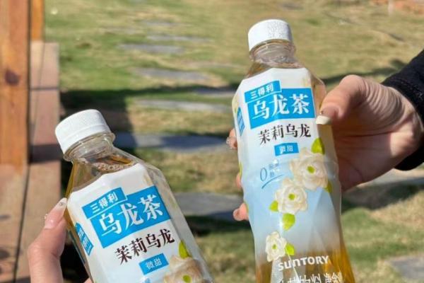 不跟风短期风口，三得利乌龙茶和风味创新的关系 