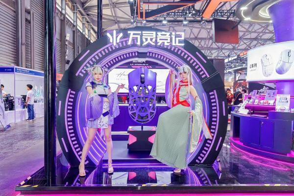 人从众，2026 ChinaJoy展会首日万灵竞记稳居流量C位 