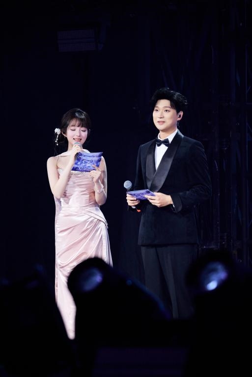 盛夏星光汇聚小莲花！SK 幻彩盛夏公演圆满收官，双向奔赴治愈全场 